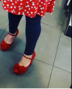 spotlight profile: amanda fearn-banfield queen of small things blog